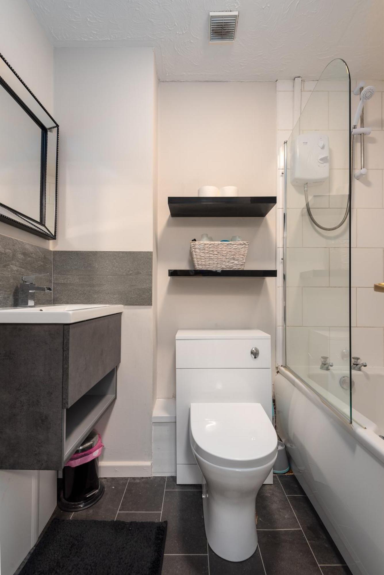 Worcester Fabulous Cherry Tree Mews Self Check In Dogs Welcome By Prior Arrangement , 2 Double Bedrooms ,Super Fast Wi-Fi, With Free Off Road Parking For 2 Vehicles Near Royal Hospital And Woodland Walks エクステリア 写真