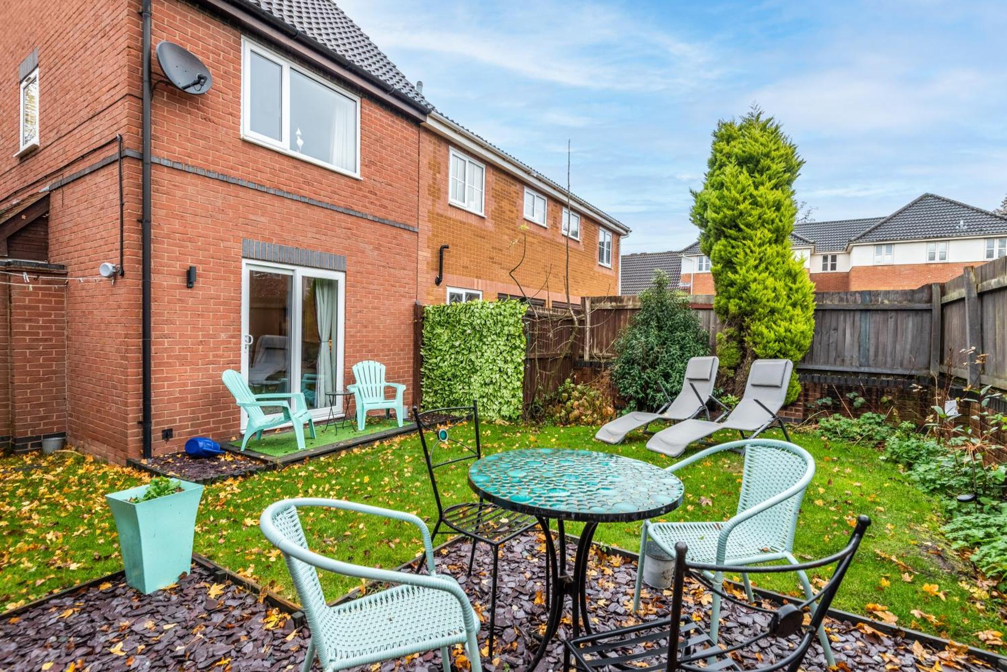 Worcester Fabulous Cherry Tree Mews Self Check In Dogs Welcome By Prior Arrangement , 2 Double Bedrooms ,Super Fast Wi-Fi, With Free Off Road Parking For 2 Vehicles Near Royal Hospital And Woodland Walks エクステリア 写真