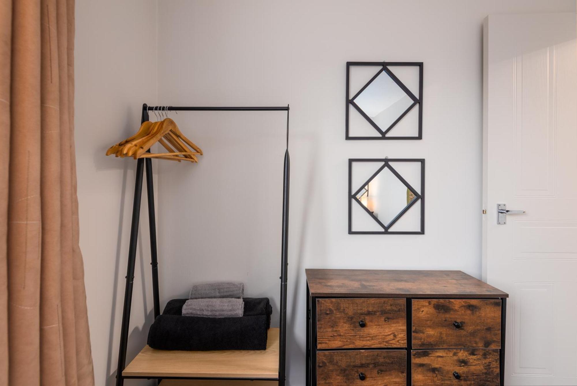 Worcester Fabulous Cherry Tree Mews Self Check In Dogs Welcome By Prior Arrangement , 2 Double Bedrooms ,Super Fast Wi-Fi, With Free Off Road Parking For 2 Vehicles Near Royal Hospital And Woodland Walks エクステリア 写真