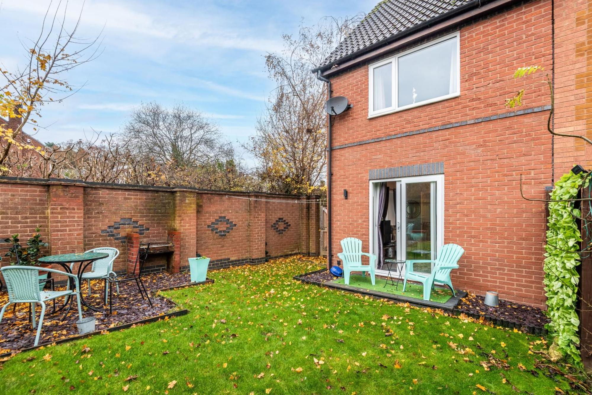 Worcester Fabulous Cherry Tree Mews Self Check In Dogs Welcome By Prior Arrangement , 2 Double Bedrooms ,Super Fast Wi-Fi, With Free Off Road Parking For 2 Vehicles Near Royal Hospital And Woodland Walks エクステリア 写真