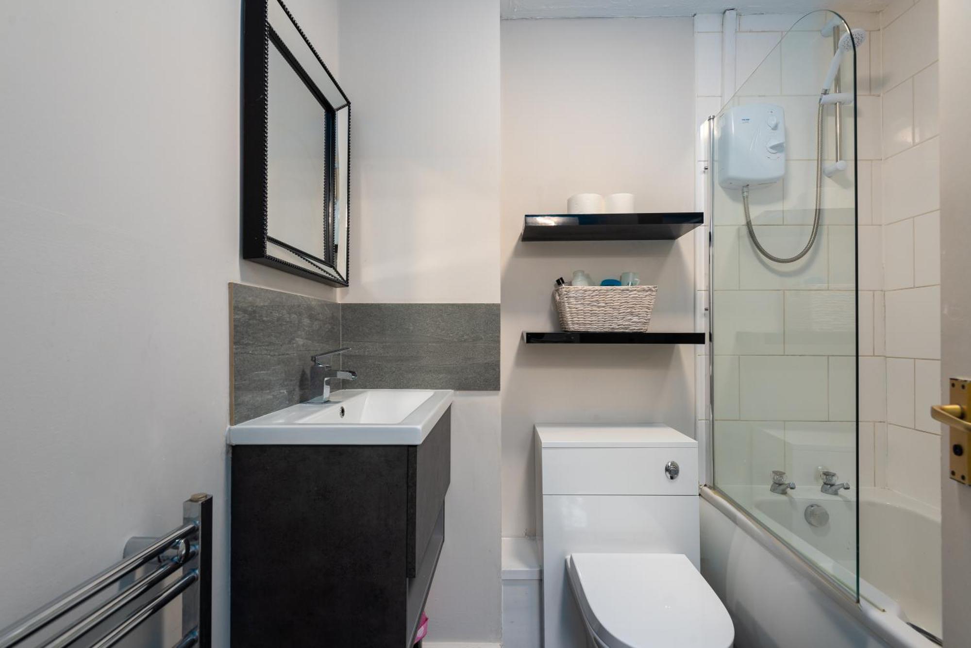 Worcester Fabulous Cherry Tree Mews Self Check In Dogs Welcome By Prior Arrangement , 2 Double Bedrooms ,Super Fast Wi-Fi, With Free Off Road Parking For 2 Vehicles Near Royal Hospital And Woodland Walks エクステリア 写真