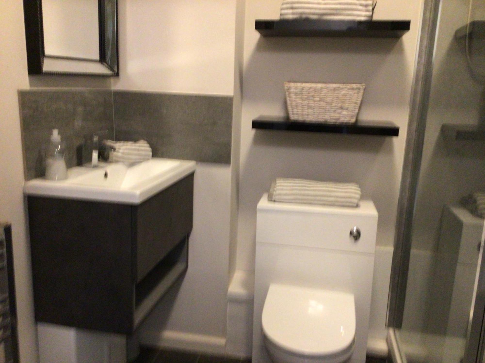Worcester Fabulous Cherry Tree Mews Self Check In Dogs Welcome By Prior Arrangement , 2 Double Bedrooms ,Super Fast Wi-Fi, With Free Off Road Parking For 2 Vehicles Near Royal Hospital And Woodland Walks エクステリア 写真